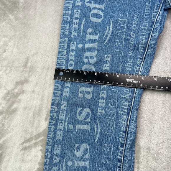 Levis 501 Jeans Women 28x28 Blue Graphic Print Straight Button Fly Western Denim - Picture 9 of 15